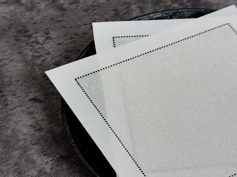 종이 냅킨 대신 천 냅킨을 사용하면 어떤 주요 이점이 있습니까?